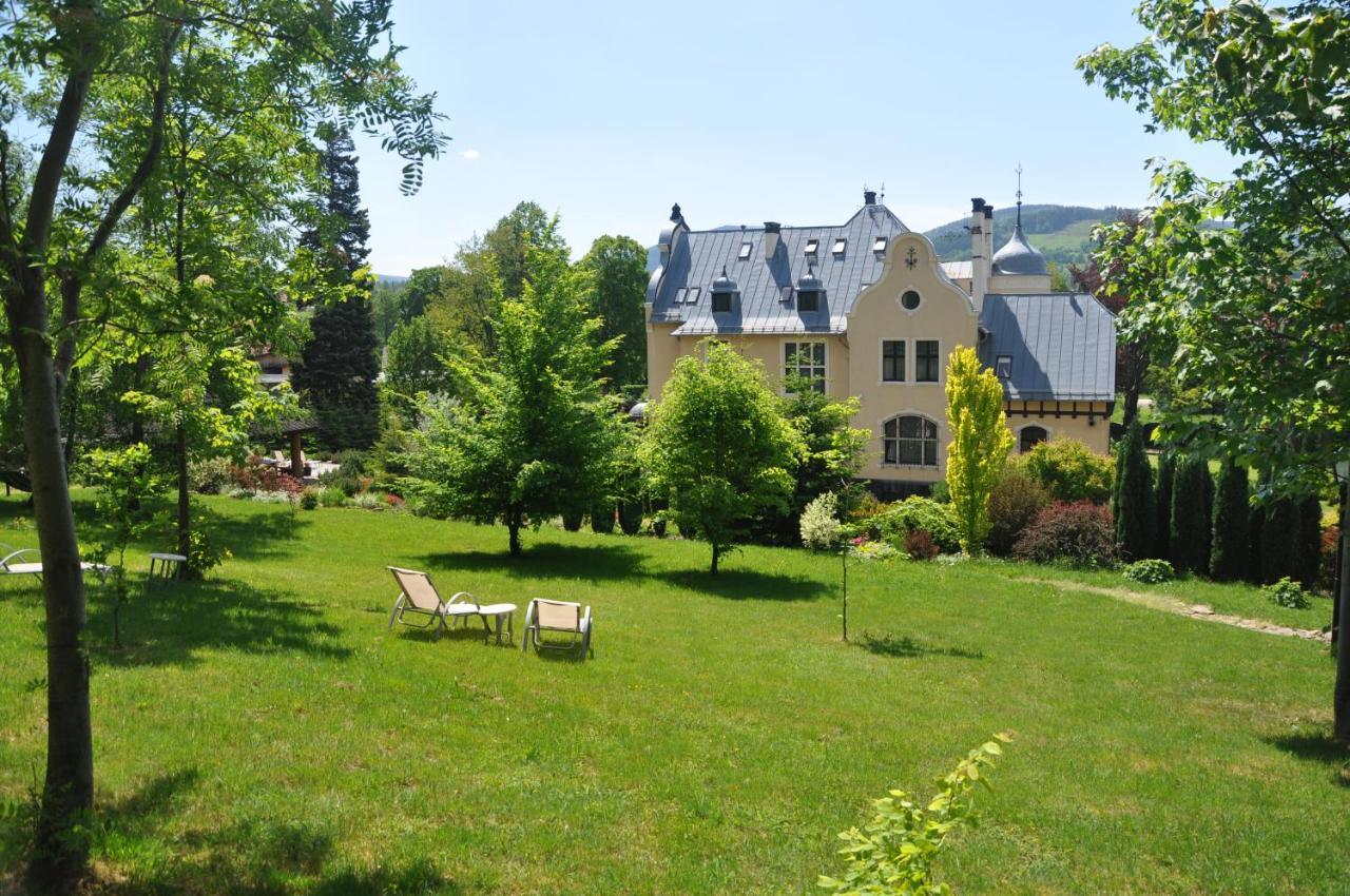 Stronie Śląskie Villa Elise Park Pension מראה חיצוני תמונה
